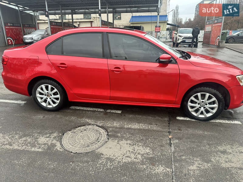 Седан Volkswagen Jetta 2012 в Киеве