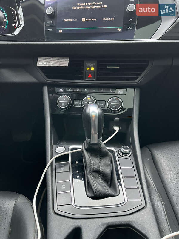 Седан Volkswagen Jetta 2018 в Ужгороді фото 11 Седан Volkswagen Jetta 2018 в Ужгороді