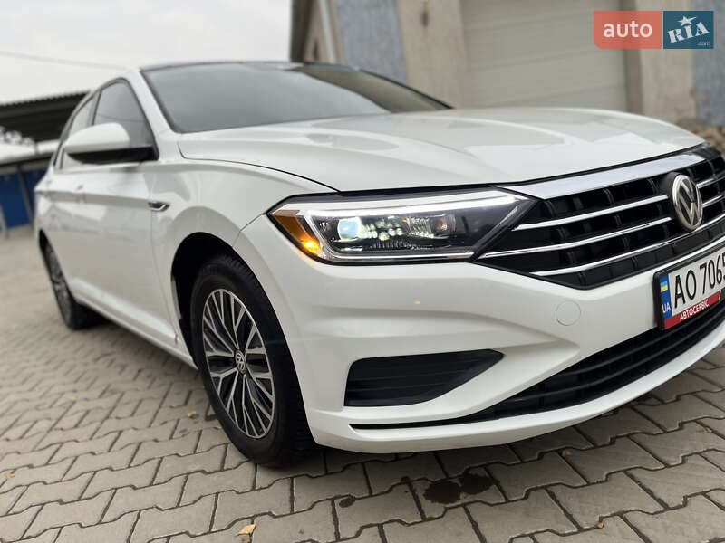 Седан Volkswagen Jetta 2018 в Ужгороді фото 15 Седан Volkswagen Jetta 2018 в Ужгороді