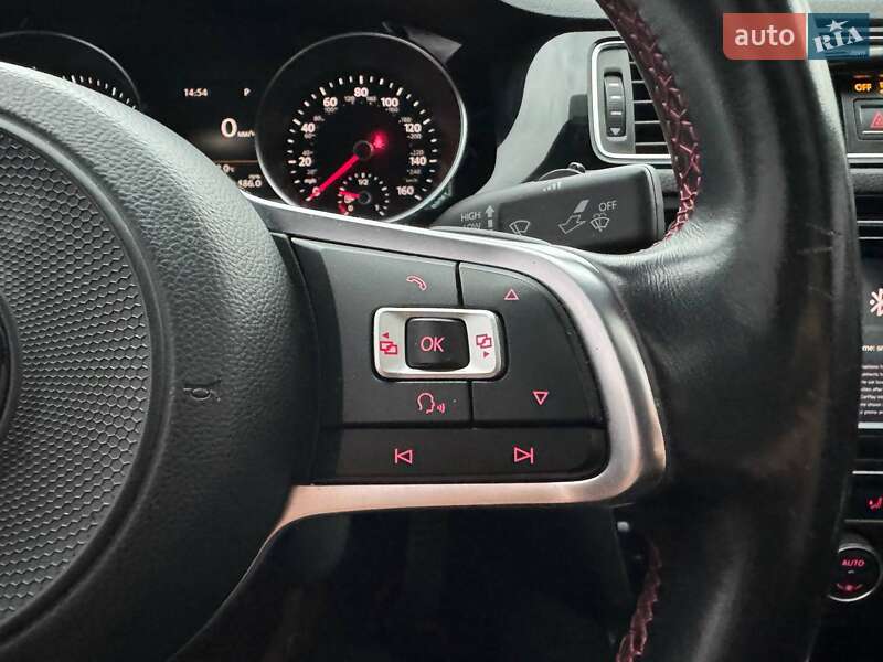 Седан Volkswagen Jetta 2017 в Києві фото 19 Седан Volkswagen Jetta 2017 в Києві