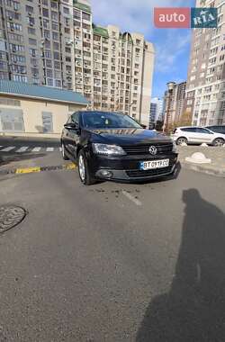 Седан Volkswagen Jetta 2013 в Одесі