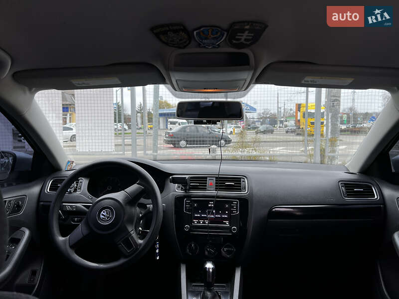 Седан Volkswagen Jetta 2012 в Вінниці