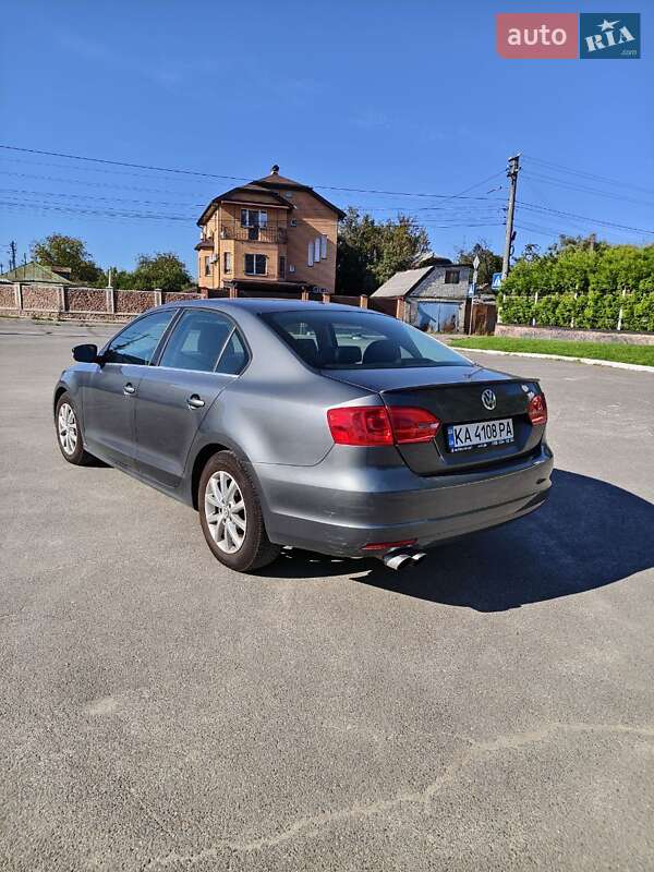 Седан Volkswagen Jetta 2012 в Киеве фото 3 Седан Volkswagen Jetta 2012 в Киеве