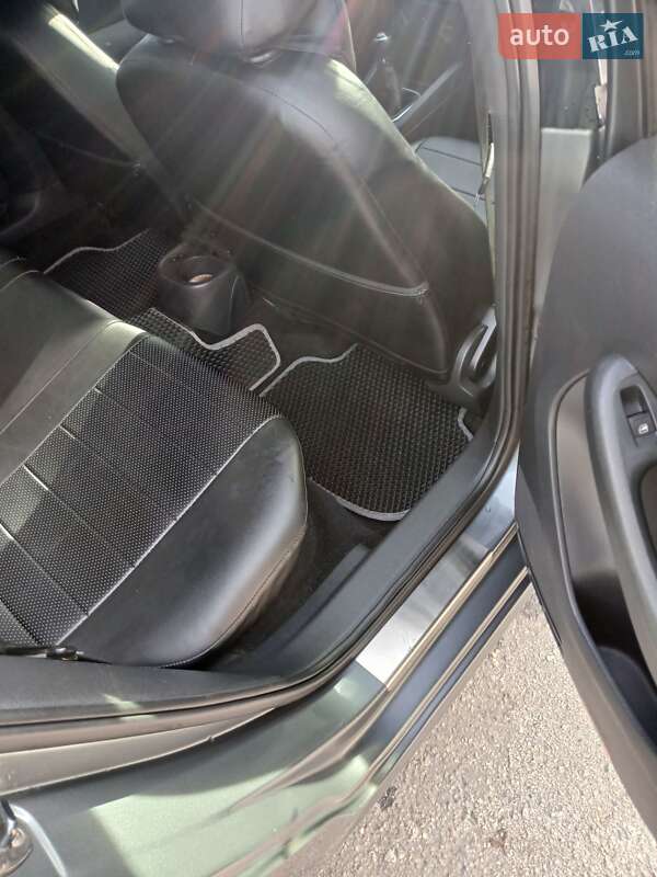 Седан Volkswagen Jetta 2011 в Кропивницком фото 10 Седан Volkswagen Jetta 2011 в Кропивницком