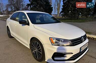 Седан Volkswagen Jetta 2016 в Днепре