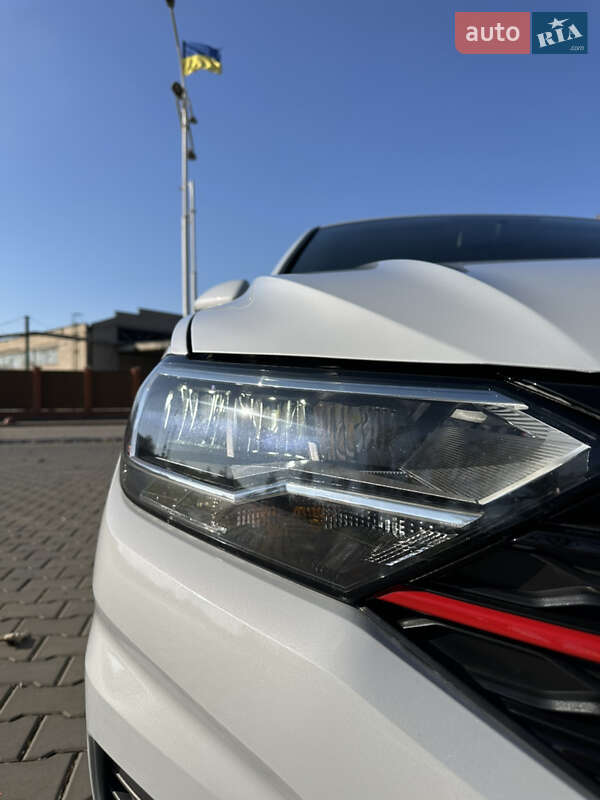 Седан Volkswagen Jetta 2018 в Ізмаїлі