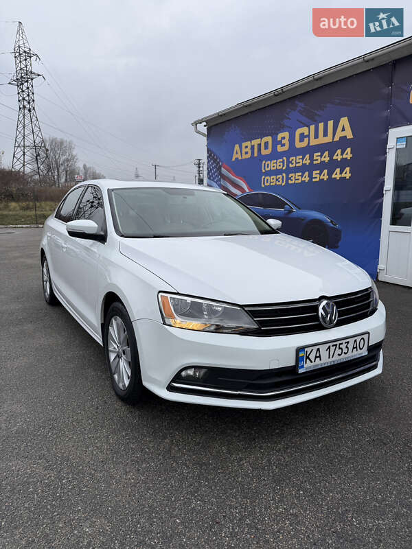Седан Volkswagen Jetta 2016 в Києві