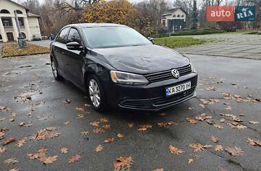 Седан Volkswagen Jetta 2013 в Києві