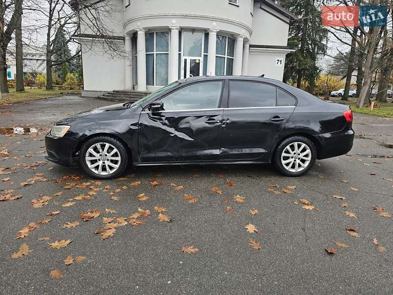 Седан Volkswagen Jetta 2013 в Киеве
