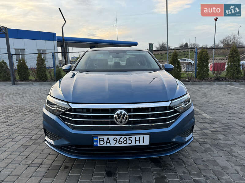 Седан Volkswagen Jetta 2020 в Кропивницком