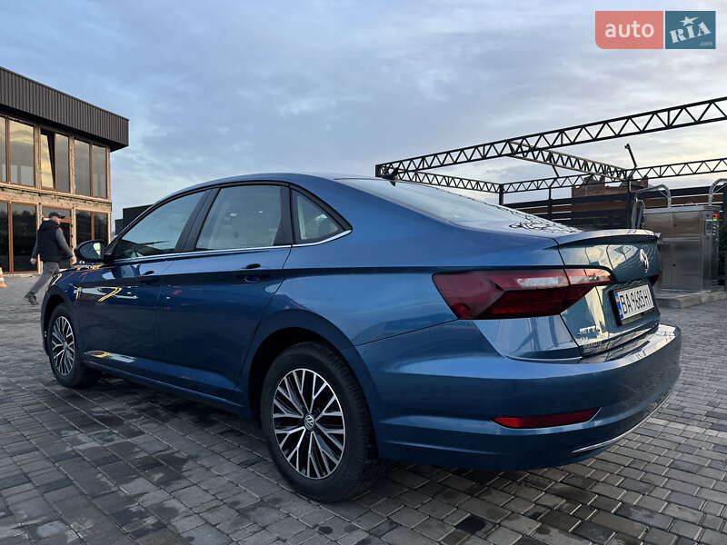 Седан Volkswagen Jetta 2020 в Кропивницком