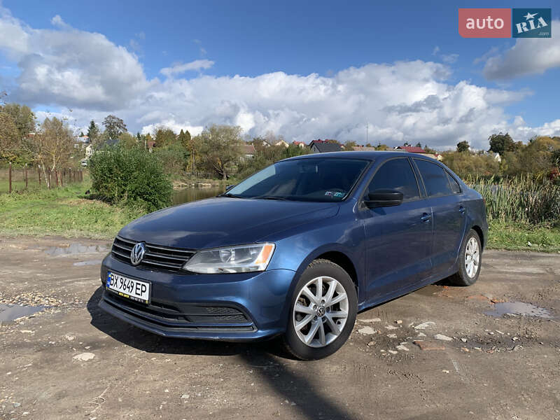 Седан Volkswagen Jetta 2015 в Львове фото Седан Volkswagen Jetta 2015 в Львове