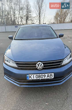 Седан Volkswagen Jetta 2016 в Києві