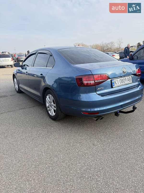 Седан Volkswagen Jetta 2016 в Києві