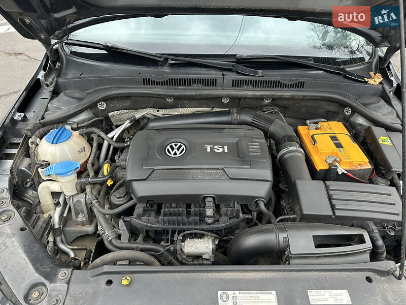 Седан Volkswagen Jetta 2014 в Вінниці