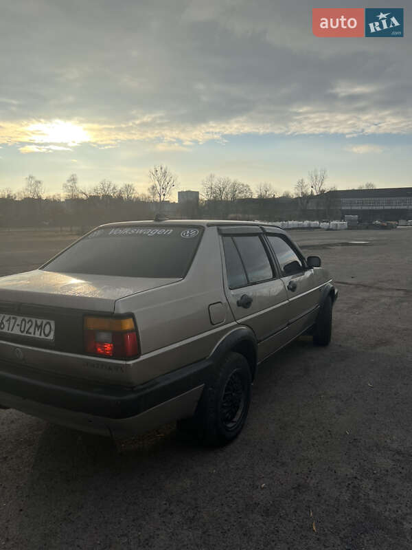 Седан Volkswagen Jetta 1990 в Калуше