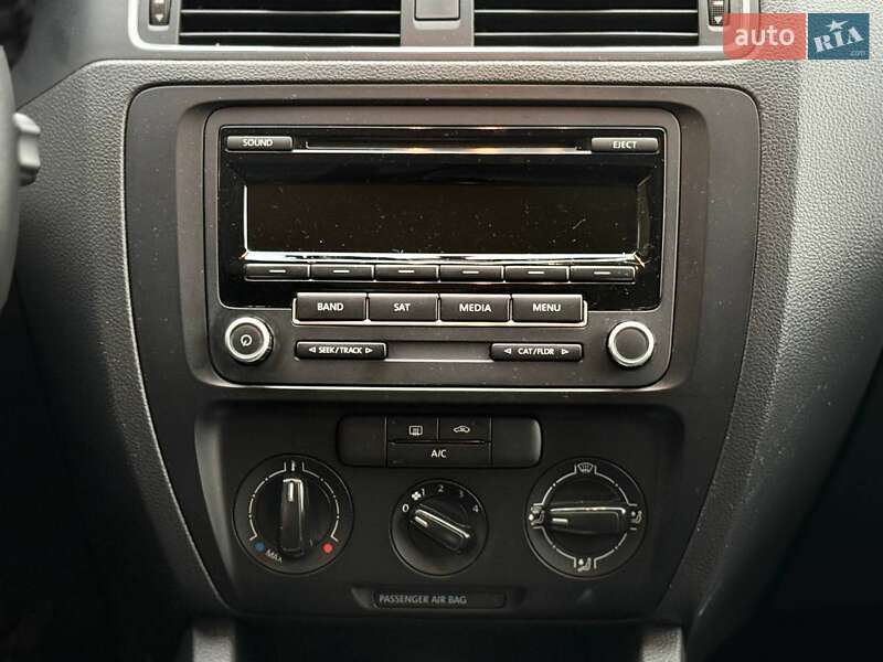 Седан Volkswagen Jetta 2013 в Николаеве фото 21 Седан Volkswagen Jetta 2013 в Николаеве