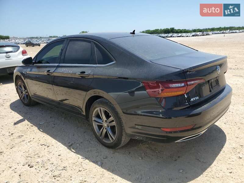 Седан Volkswagen Jetta 2018 в Львове