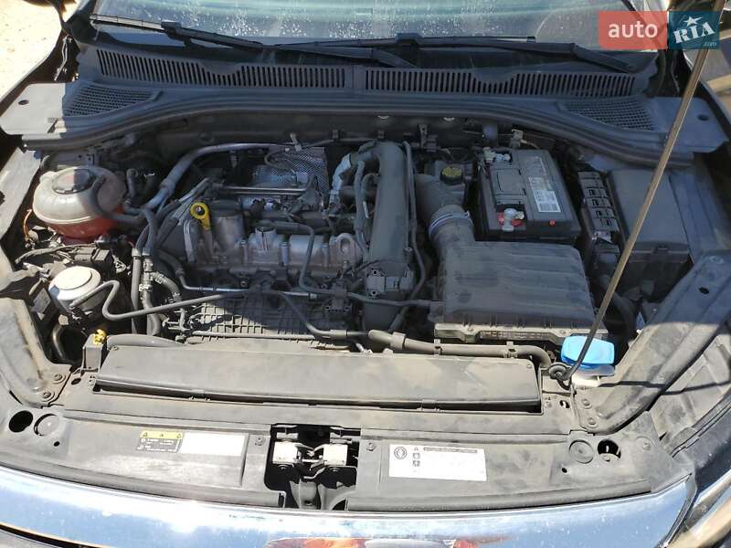 Седан Volkswagen Jetta 2018 в Львове