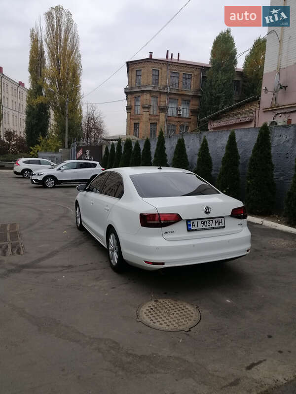 Седан Volkswagen Jetta 2016 в Киеве фото 5 Седан Volkswagen Jetta 2016 в Киеве
