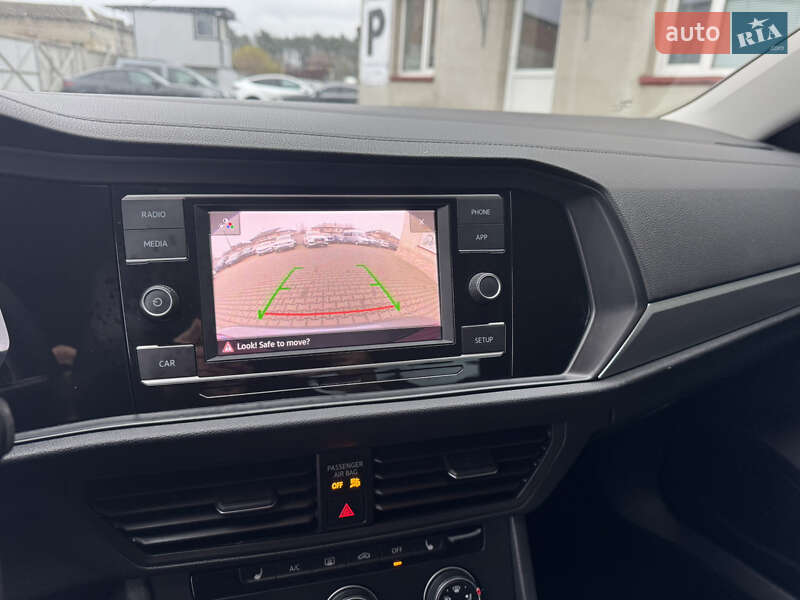 Седан Volkswagen Jetta 2018 в Луцке