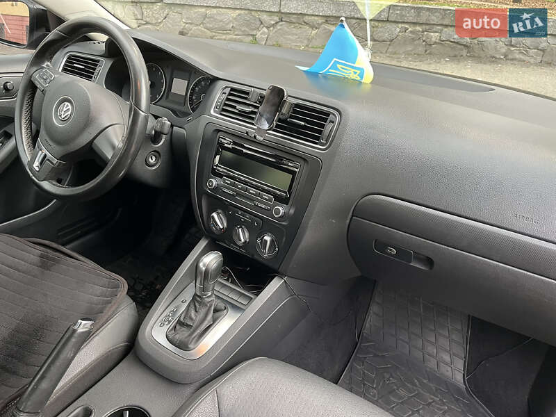 Седан Volkswagen Jetta 2011 в Житомире фото 20 Седан Volkswagen Jetta 2011 в Житомире