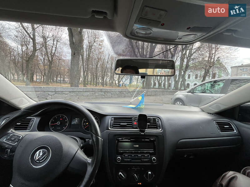 Седан Volkswagen Jetta 2011 в Житомире фото 32 Седан Volkswagen Jetta 2011 в Житомире