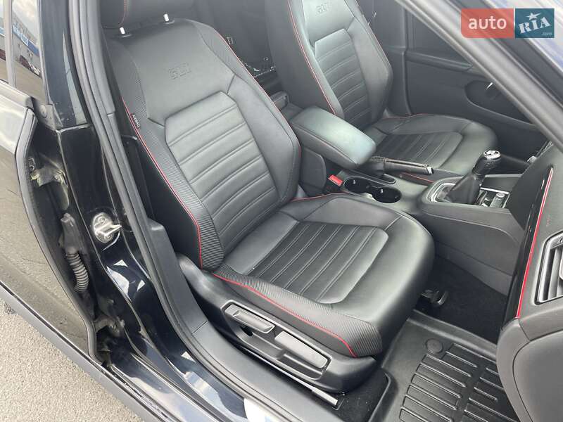 Седан Volkswagen Jetta 2015 в Киеве фото 18 Седан Volkswagen Jetta 2015 в Киеве