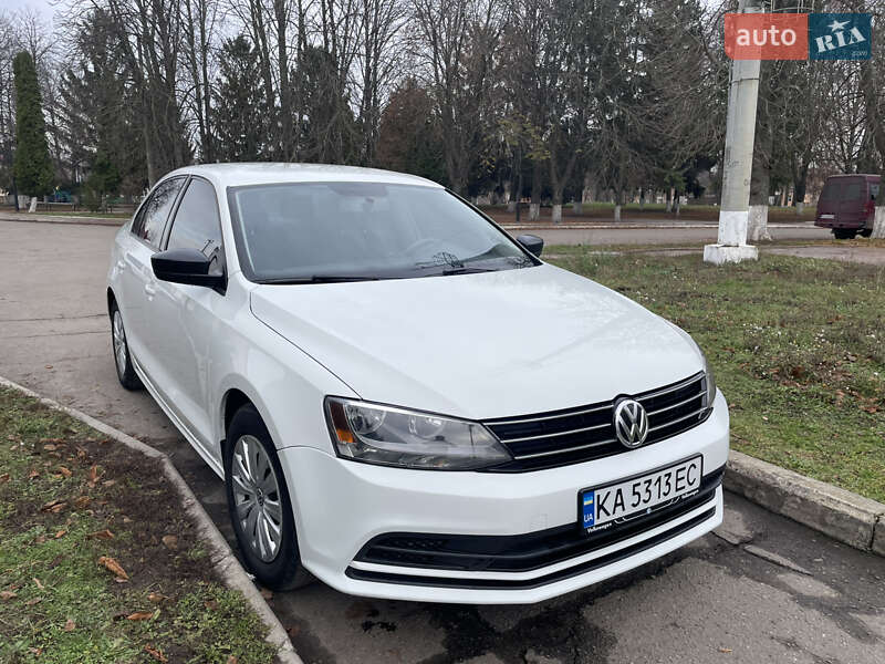 Седан Volkswagen Jetta 2016 в Ромнах фото 14 Седан Volkswagen Jetta 2016 в Ромнах