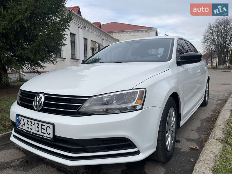 Седан Volkswagen Jetta 2016 в Ромнах фото 16 Седан Volkswagen Jetta 2016 в Ромнах