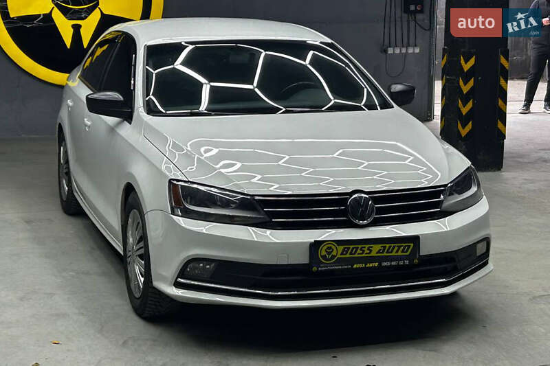 Volkswagen Jetta 2015