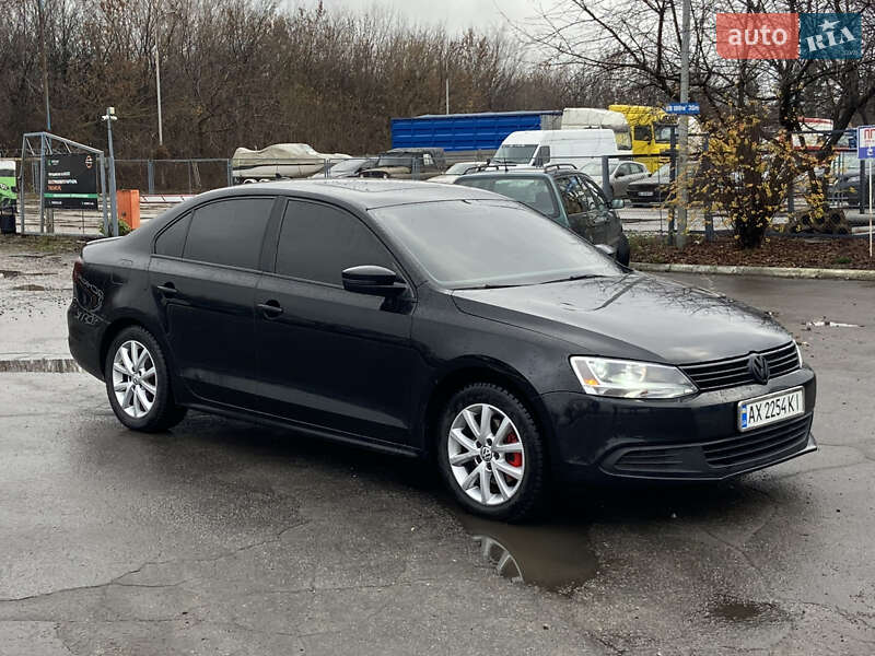 Седан Volkswagen Jetta 2013 в Полтаве