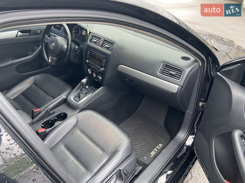 Седан Volkswagen Jetta 2013 в Полтаве