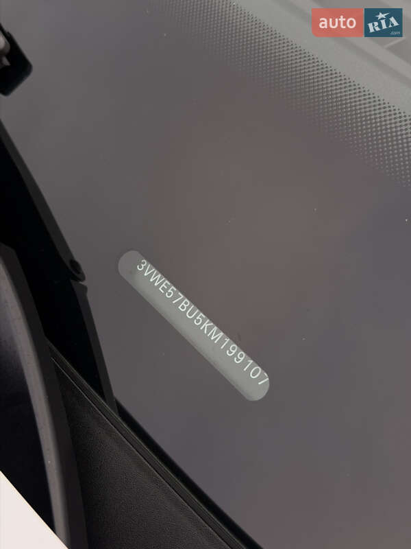 Седан Volkswagen Jetta 2019 в Киеве