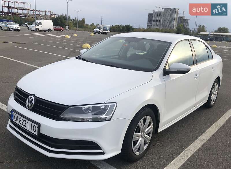 Седан Volkswagen Jetta 2016 в Киеве фото 2 Седан Volkswagen Jetta 2016 в Киеве