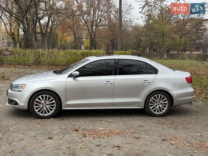 Седан Volkswagen Jetta 2011 в Кривом Роге фото 12 Седан Volkswagen Jetta 2011 в Кривом Роге
