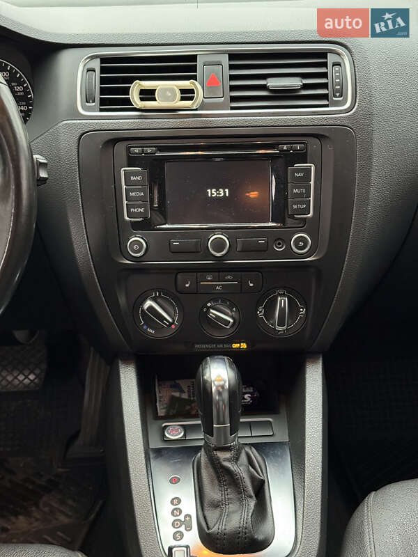 Седан Volkswagen Jetta 2011 в Кривом Роге фото 22 Седан Volkswagen Jetta 2011 в Кривом Роге