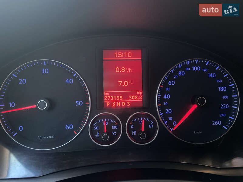 Седан Volkswagen Jetta 2009 в Києві