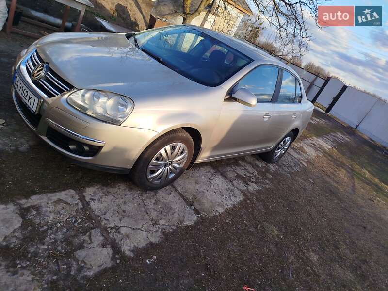 Седан Volkswagen Jetta 2008 в Черкассах