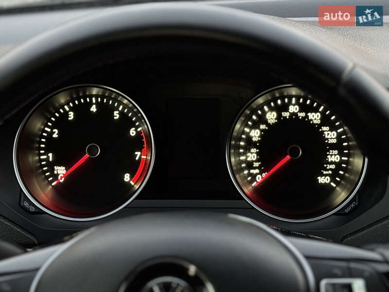 Седан Volkswagen Jetta 2015 в Староконстантинове фото 22 Седан Volkswagen Jetta 2015 в Староконстантинове