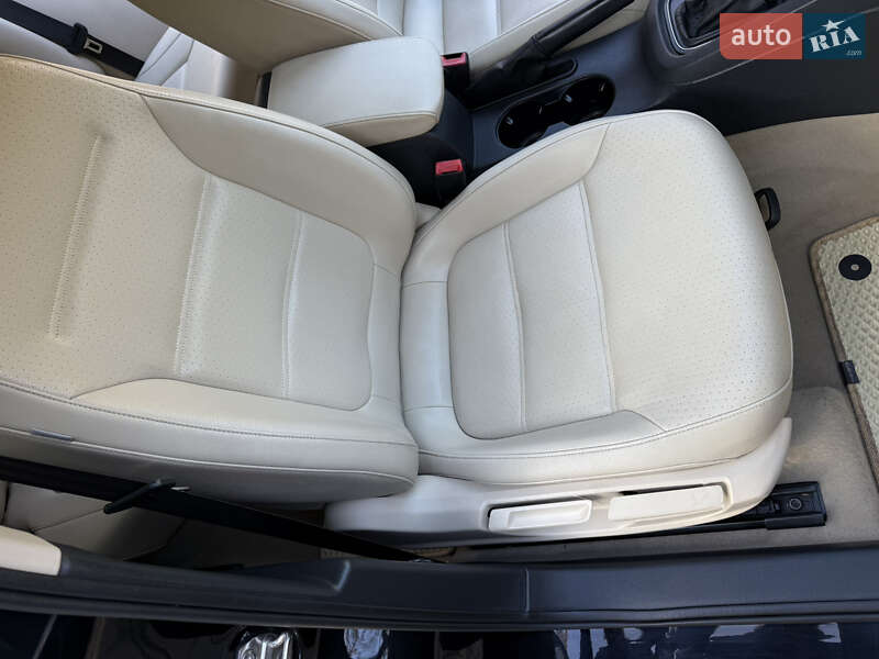 Седан Volkswagen Jetta 2016 в Запорожье