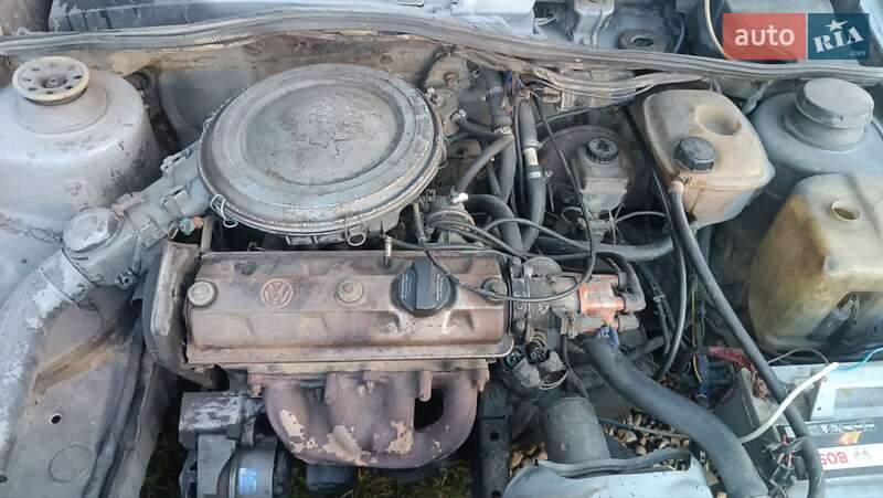 Седан Volkswagen Jetta 1985 в Надворной