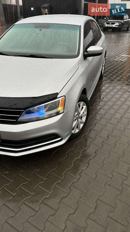 Седан Volkswagen Jetta 2015 в Киеве фото 11 Седан Volkswagen Jetta 2015 в Киеве