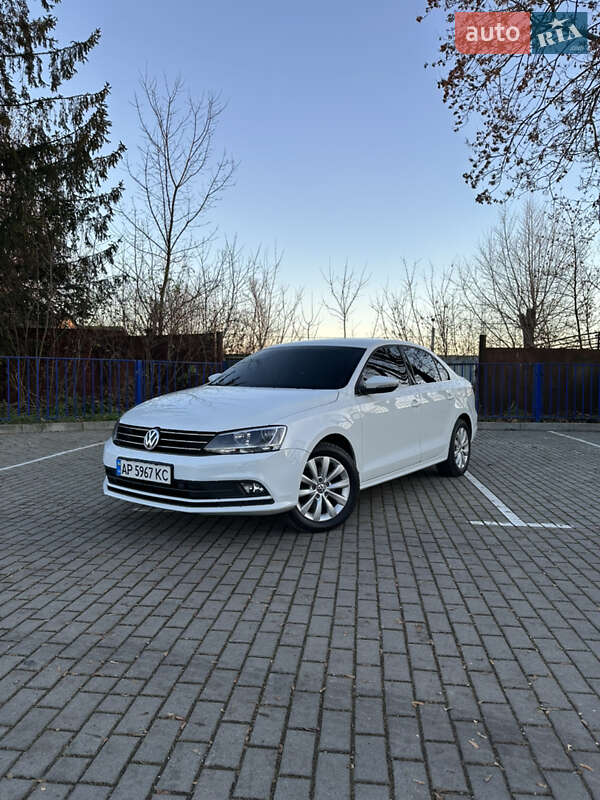 Volkswagen Jetta 2016