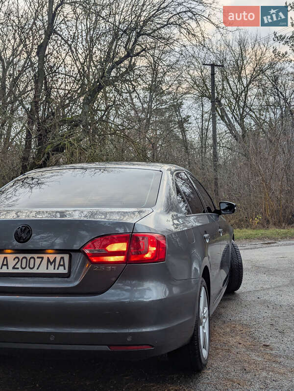 Седан Volkswagen Jetta 2011 в Черкассах фото 5 Седан Volkswagen Jetta 2011 в Черкассах