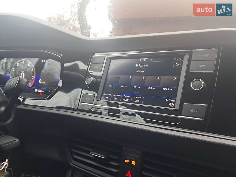 Седан Volkswagen Jetta 2023 в Львове