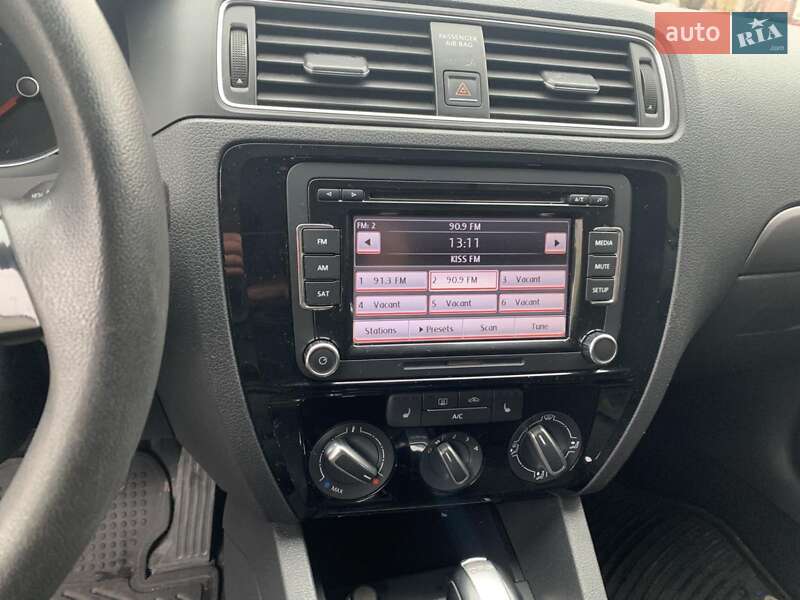 Седан Volkswagen Jetta 2015 в Виннице