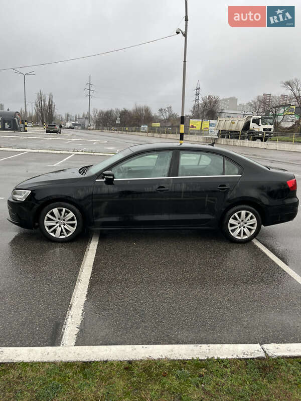 Седан Volkswagen Jetta 2011 в Киеве фото 2 Седан Volkswagen Jetta 2011 в Киеве