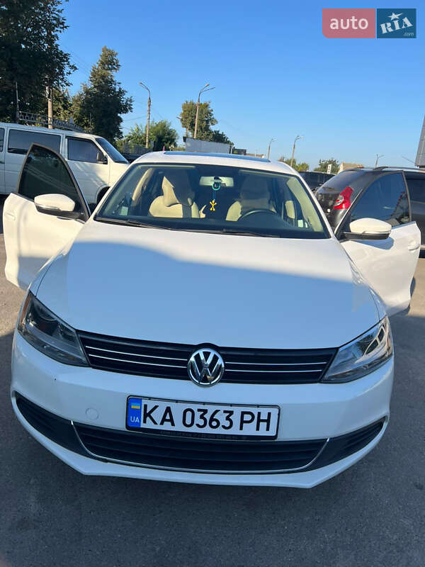 Седан Volkswagen Jetta 2014 в Сумах фото Седан Volkswagen Jetta 2014 в Сумах