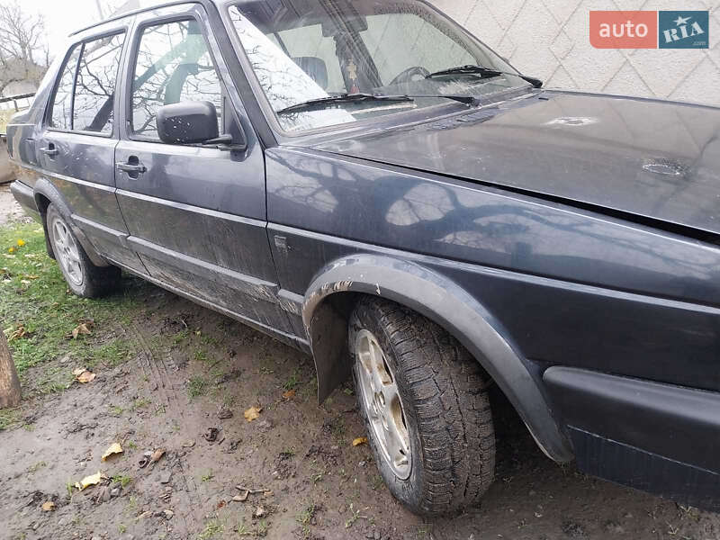 Седан Volkswagen Jetta 1989 в Чернівцях